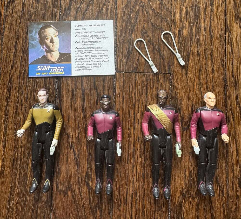 VTG 1988 Star Trek Next Generation Action Figure LOT w/ File Card GALOOB (7pcs.)